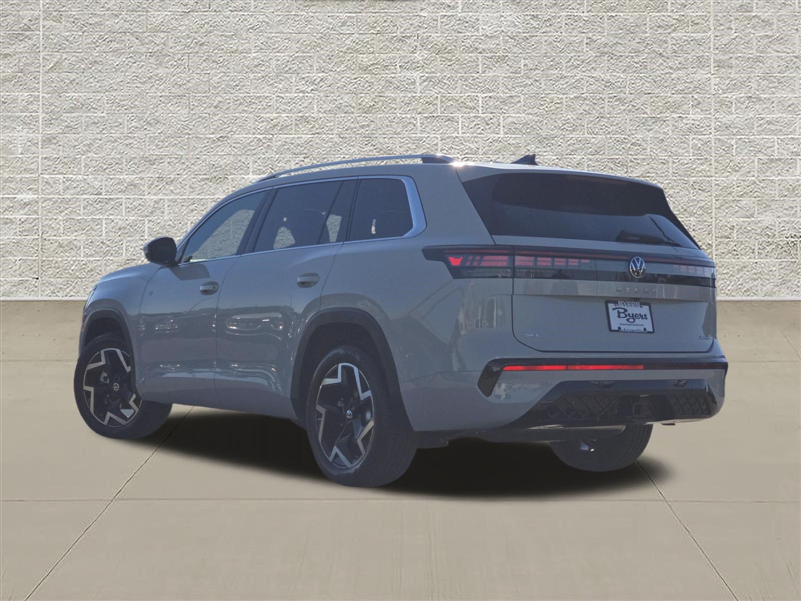 New 2027 Volkswagen Atlas SEL R-Line AWD/4WD image 5