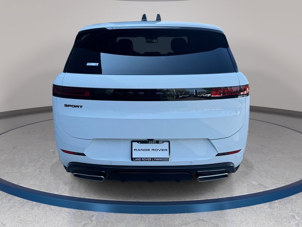 New 2026 Land Rover Range Rover Sport Dynamic SE AWD/4WD image 6
