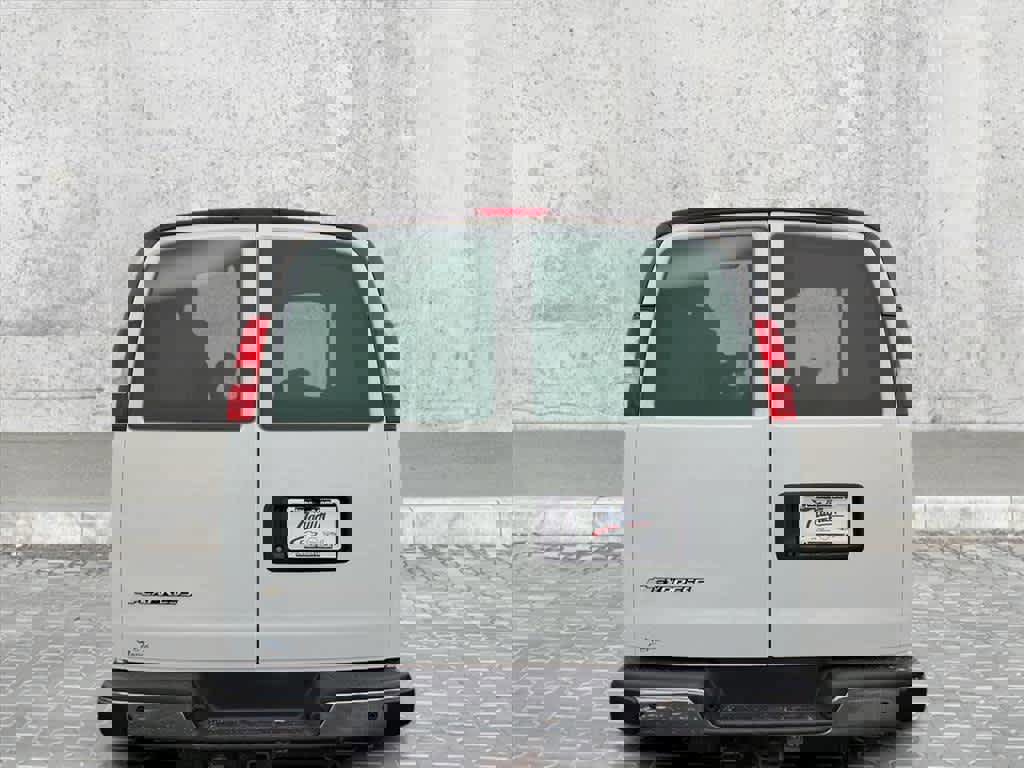 Used 2021 Chevrolet Express 2500 w/ Enhanced Convenience Package image 8