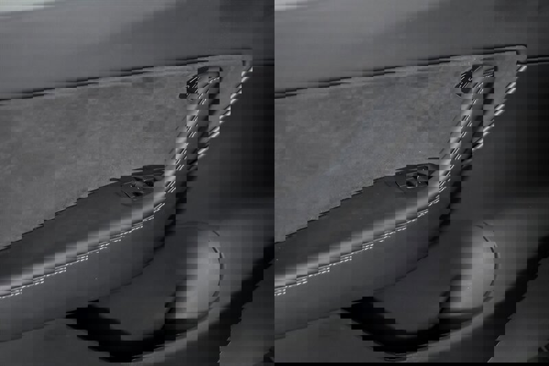 Used 2022 Tesla Model Y Long Range image 15