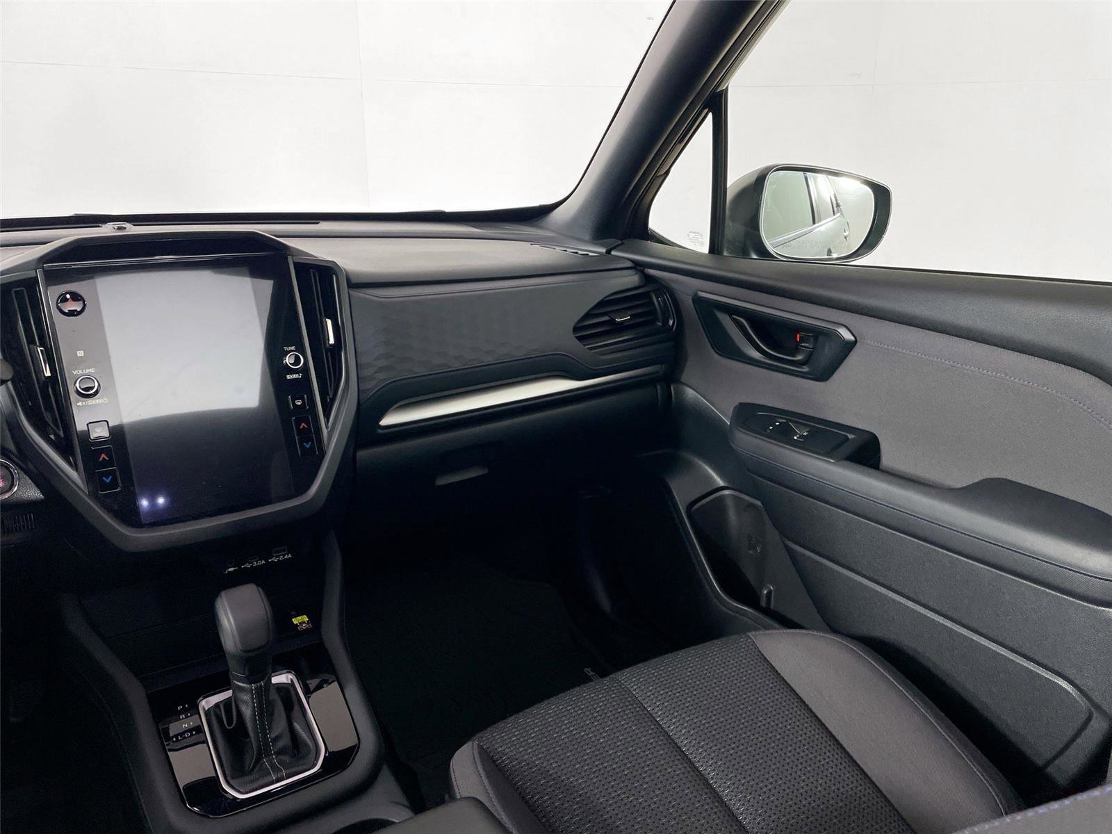 Used 2025 Subaru Forester Premium image 24