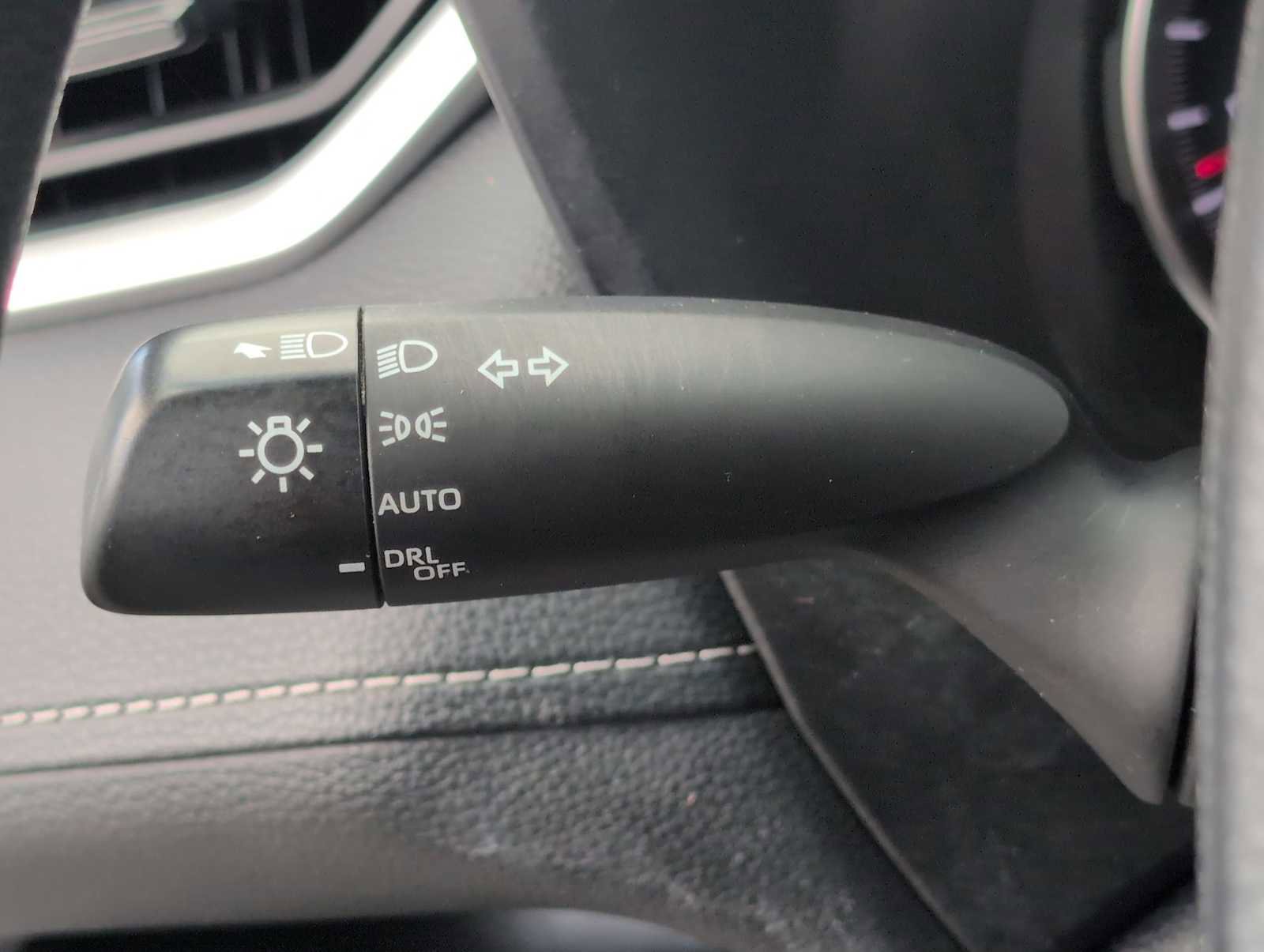 Used 2022 Toyota RAV4 XLE AWD/4WD image 26