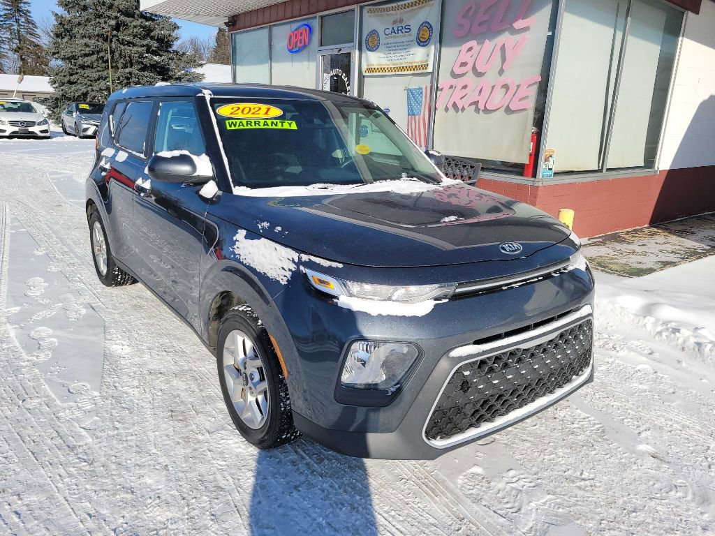Used 2021 Kia Soul S image 3