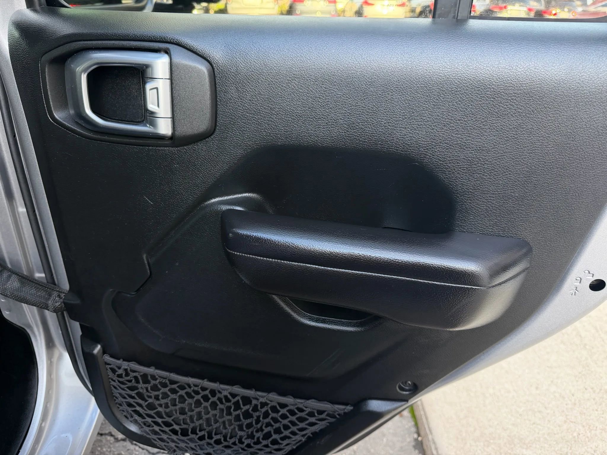 Used 2018 Jeep Wrangler Unlimited Rubicon image 11