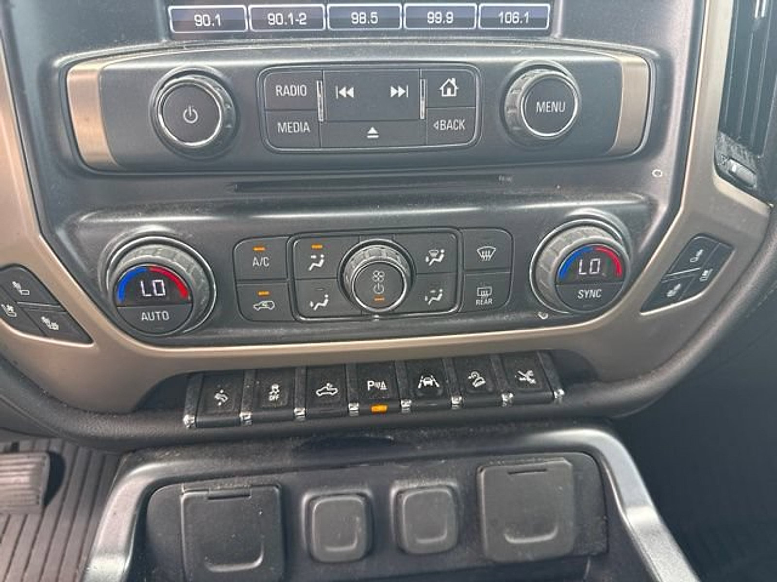 Used 2018 GMC Sierra 1500 Denali w/ Denali Ultimate Package AWD/4WD image 38