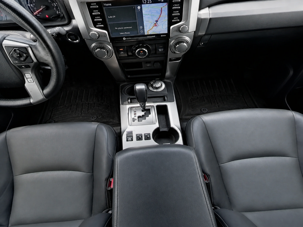 Used 2020 Toyota 4Runner SR5 Premium AWD/4WD image 15