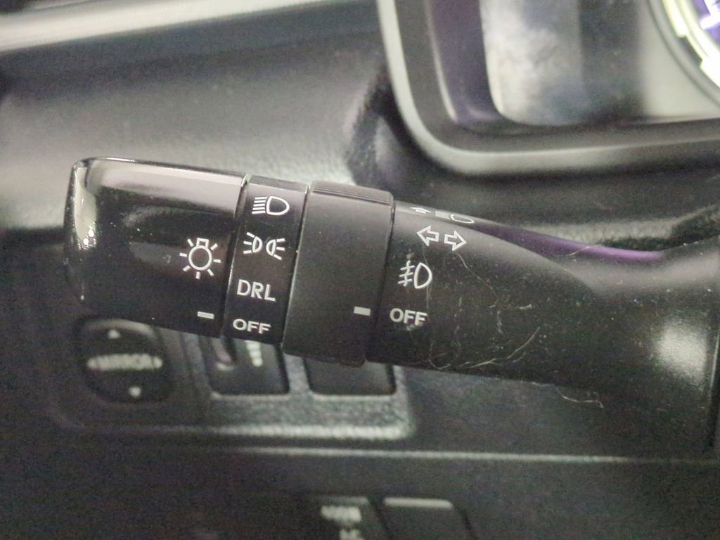 Used 2020 Toyota 4Runner Venture w/ Moonroof Package image 29