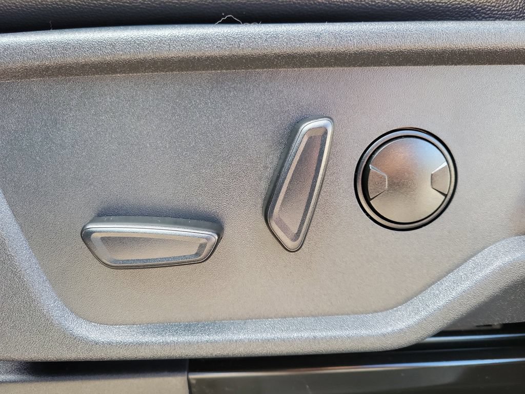Used 2025 Ford Bronco Outer Banks AWD/4WD image 16