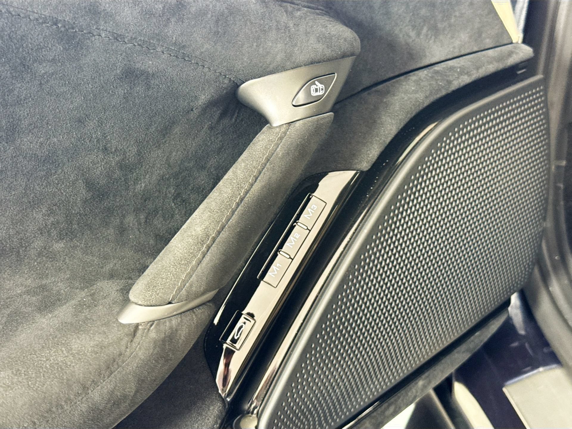 Certified 2021 Ferrari Roma RWD image 16