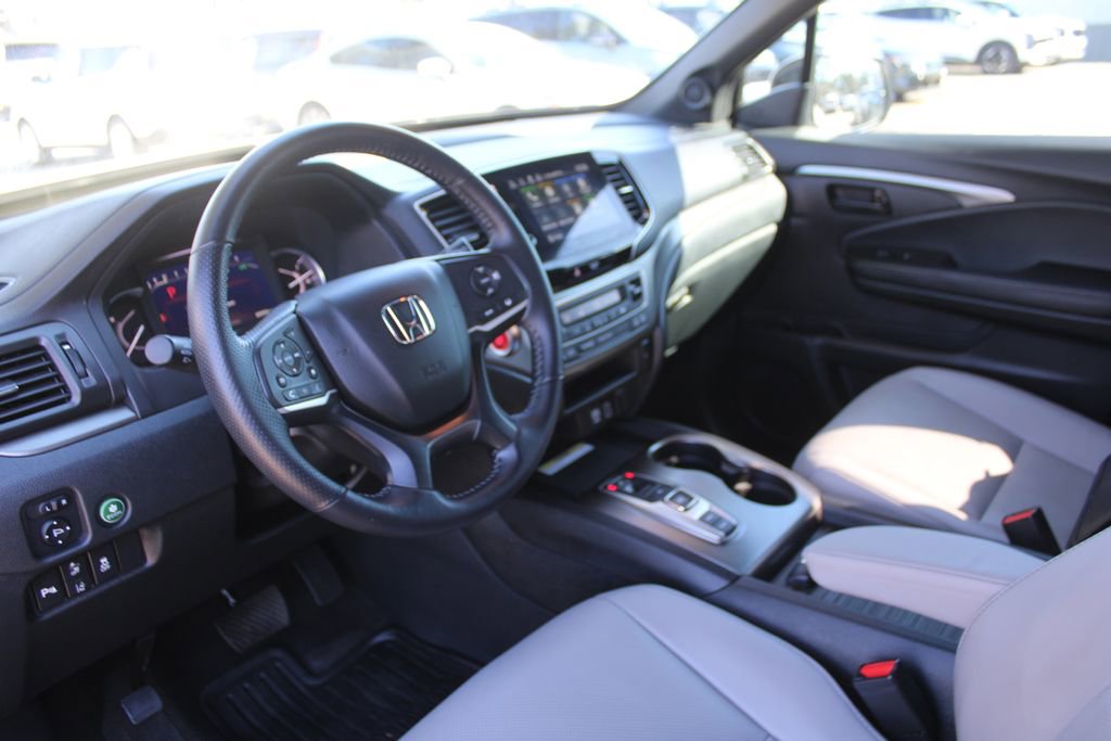 Used 2022 Honda Passport EX-L image 27