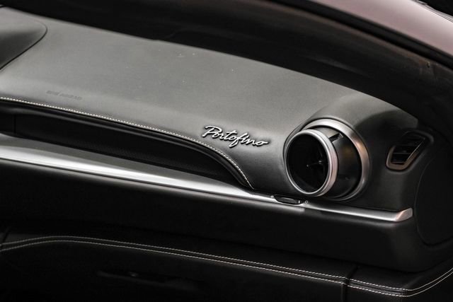 Used 2019 Ferrari Portofino image 40