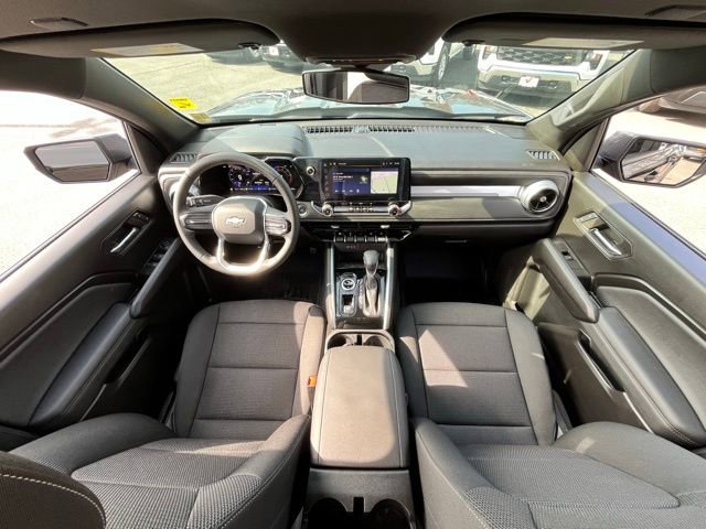 Used 2024 Chevrolet Colorado LT image 25