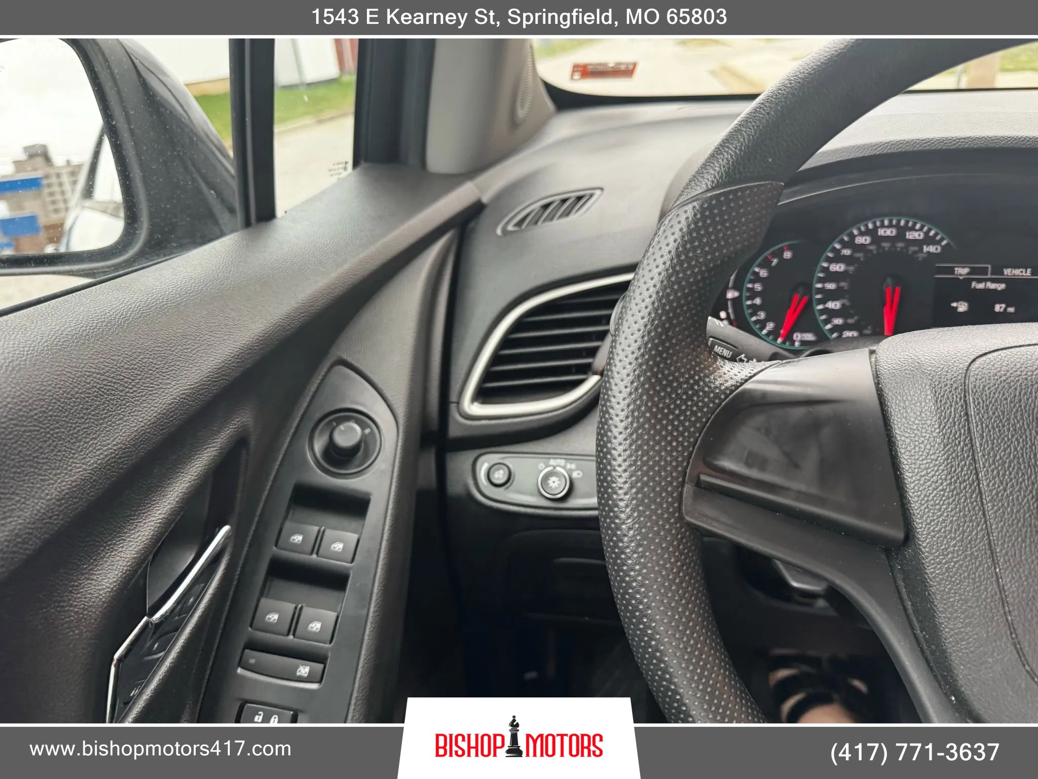Used 2017 Chevrolet Trax LS FWD image 22