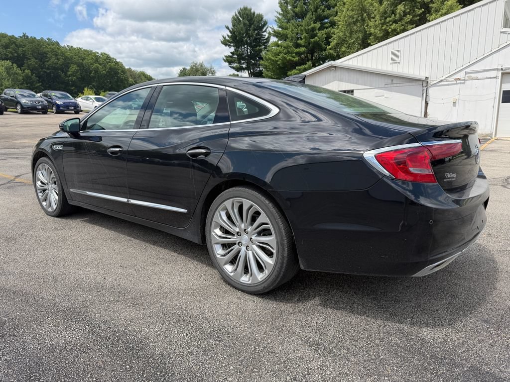 Used 2019 Buick LaCrosse Essence w/ Sun and Shade Package FWD image 4