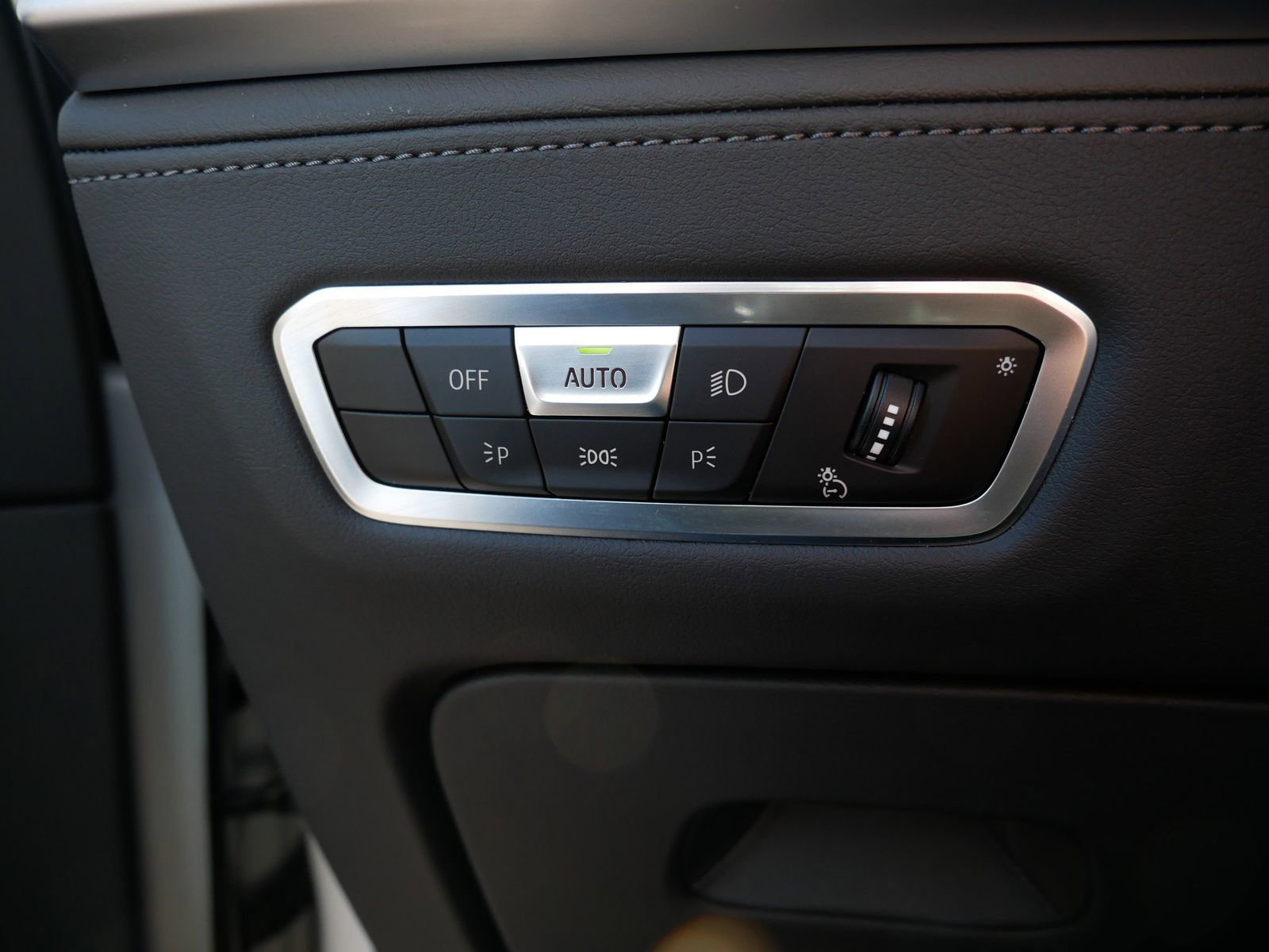 Used 2023 BMW XM AWD/4WD image 29