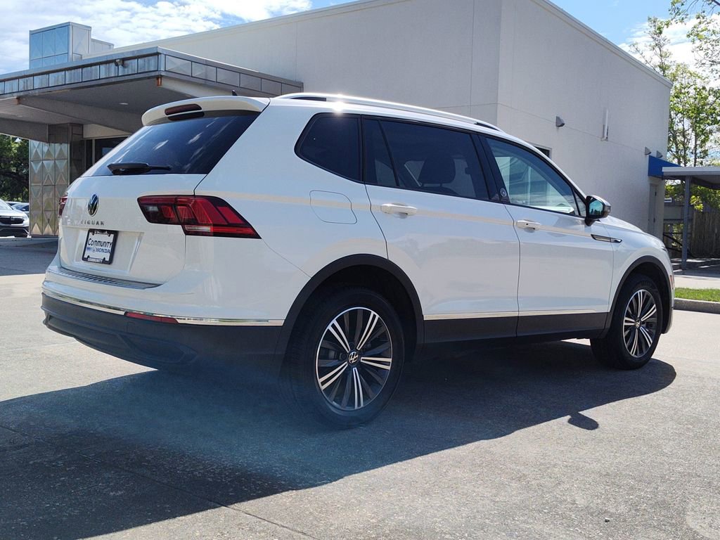Used 2024 Volkswagen Tiguan Wolfsburg Edition image 10