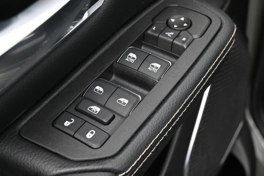 Used 2026 RAM 1500 Laramie w/ Night Edition AWD/4WD image 15
