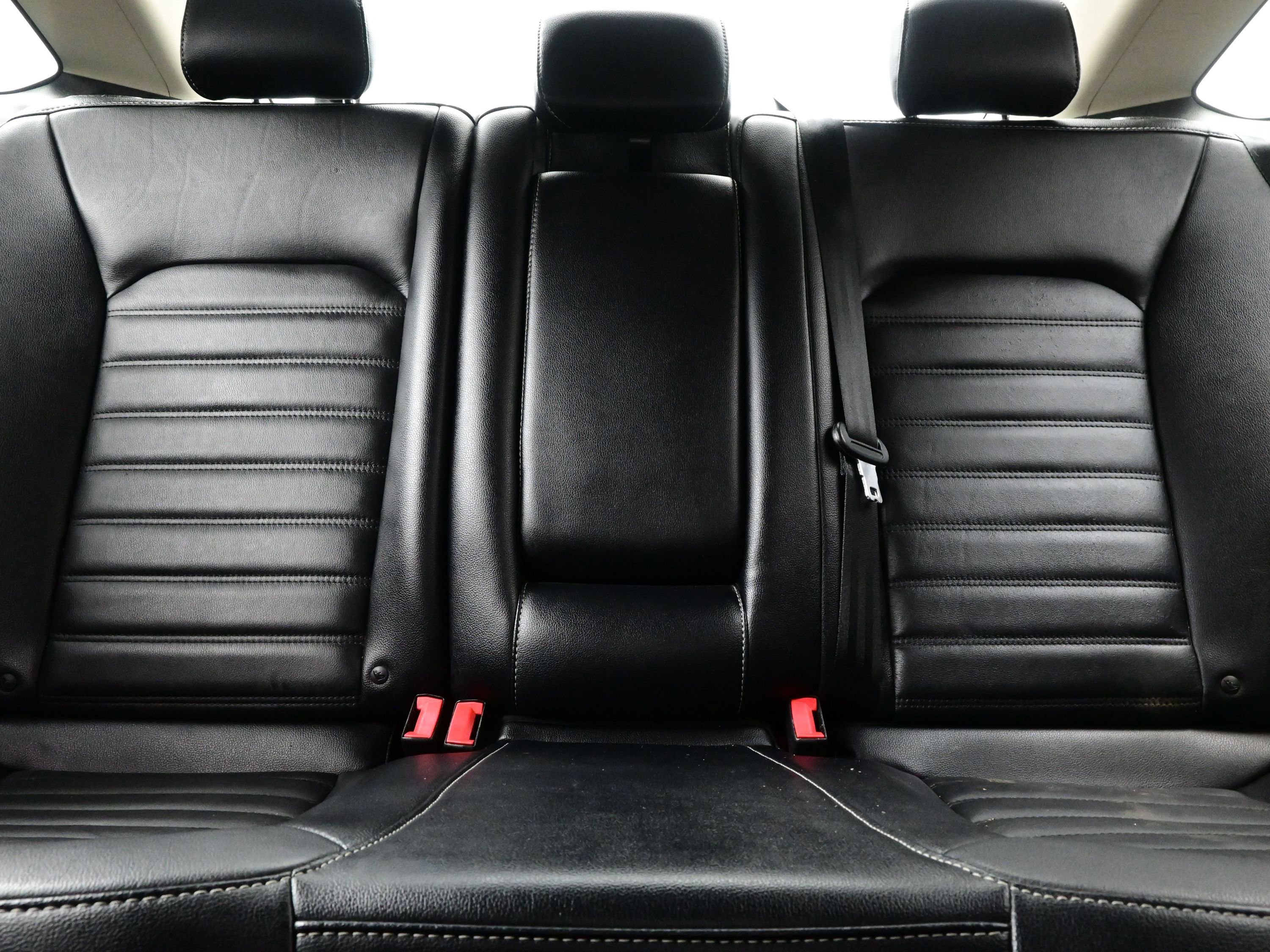 Used 2017 Ford Fusion Energi SE image 16