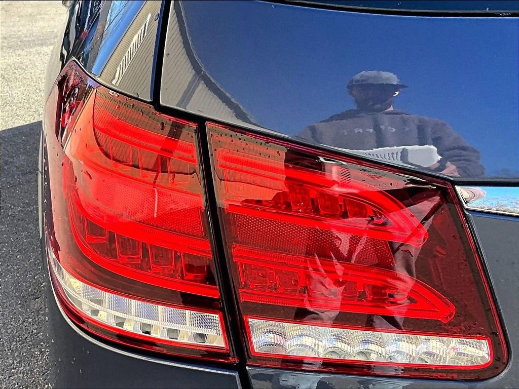 Used 2016 Mercedes-Benz E 350 4MATIC Wagon w/ Premium Package image 27