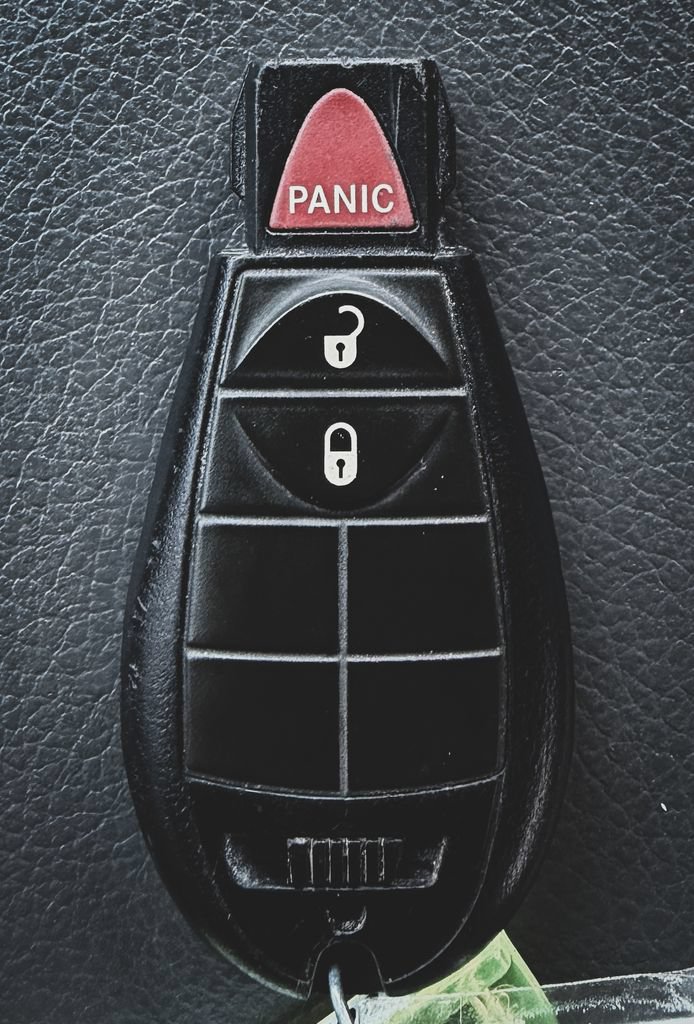 Used 2014 RAM 1500 Express AWD/4WD image 4