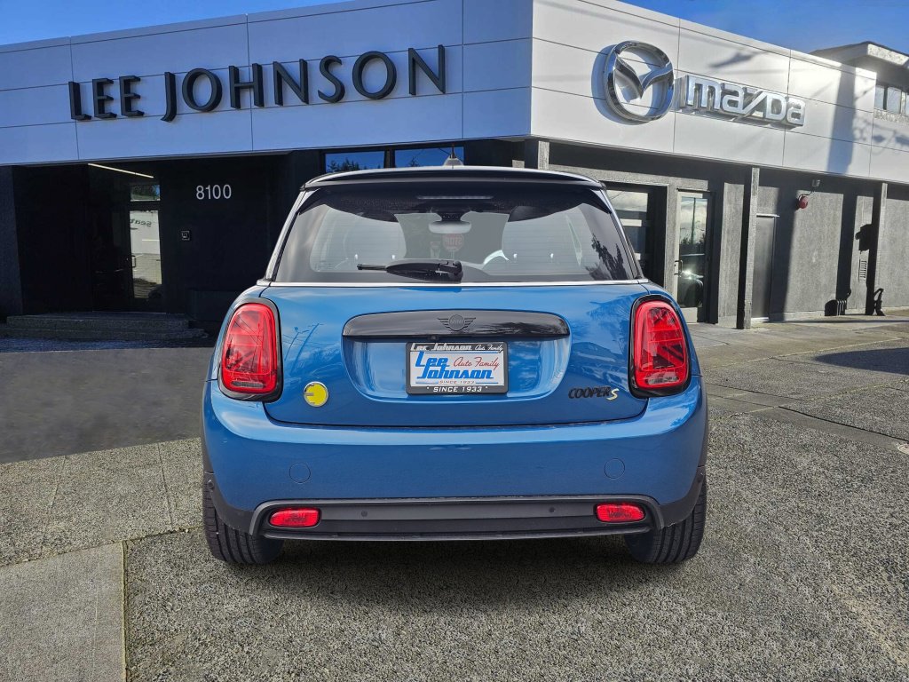 Used 2023 MINI Cooper SE image 13
