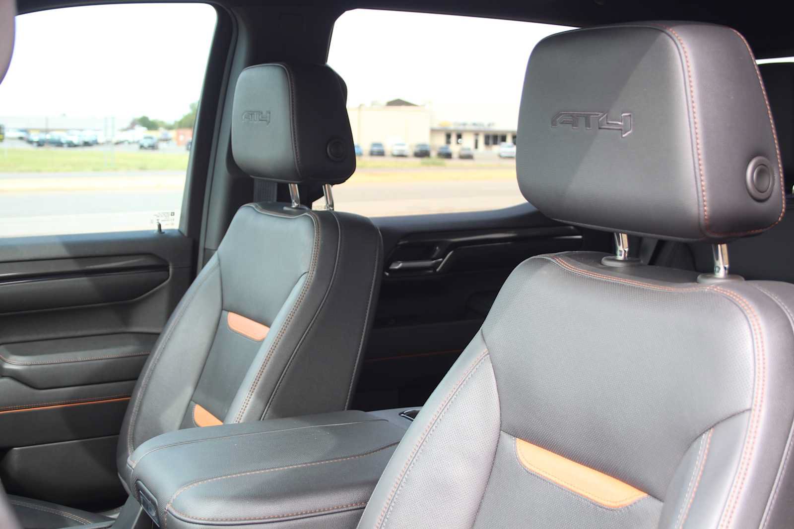 Used 2024 GMC Sierra 1500 AT4 w/ AT4 Premium Package AWD/4WD image 30