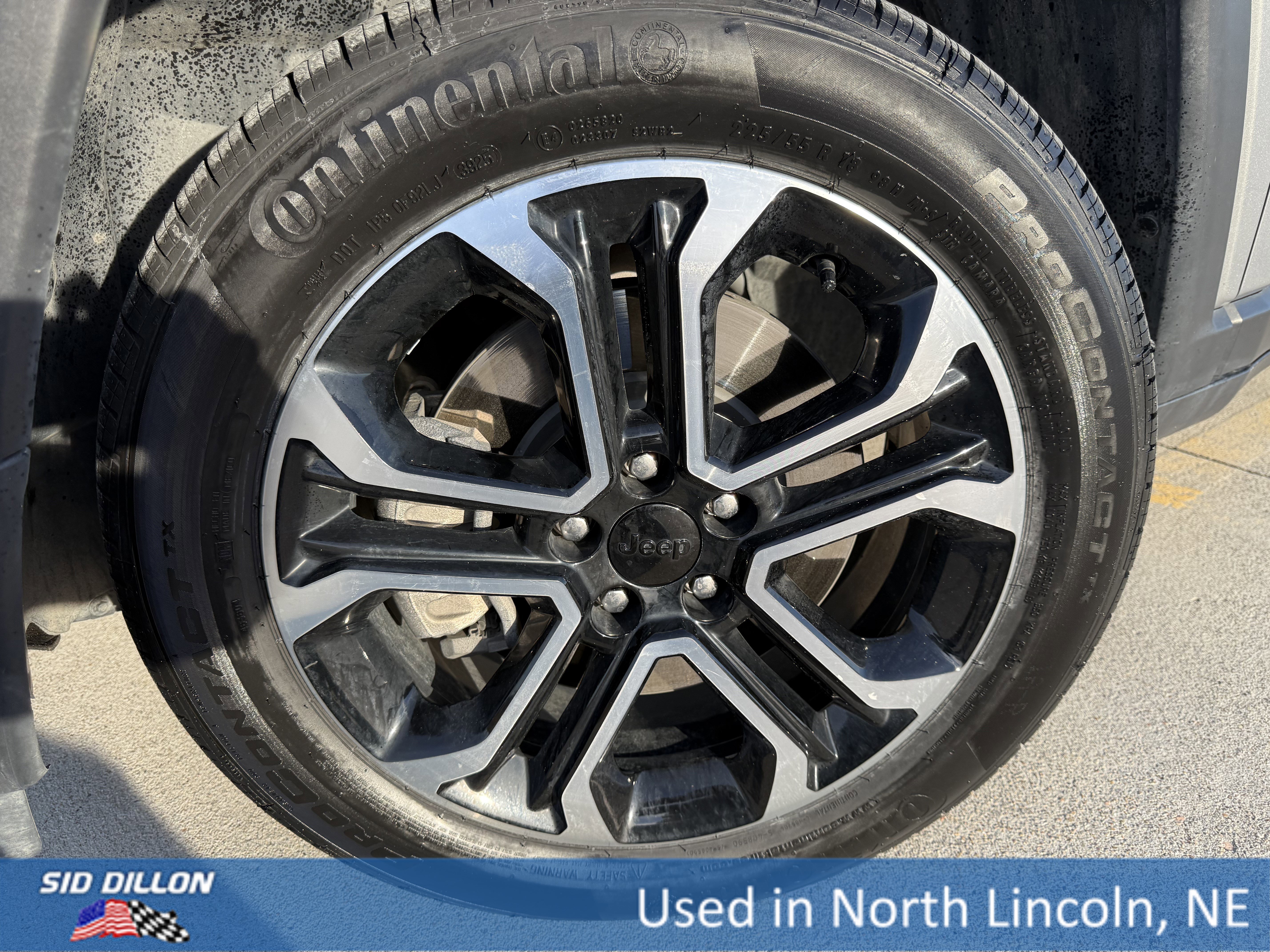 Used 2023 Jeep Compass Limited image 11