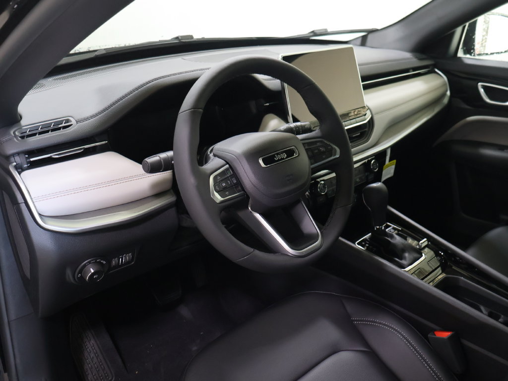 New 2026 Jeep Compass Limited AWD/4WD image 19