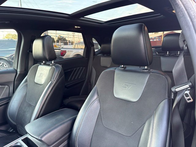 Used 2021 Ford Edge ST w/ Equipment Group 401A AWD/4WD image 15