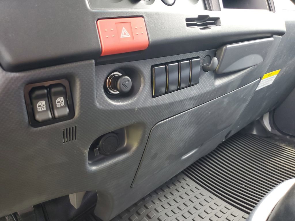 New 2025 Chevrolet Low Cab Forward image 21