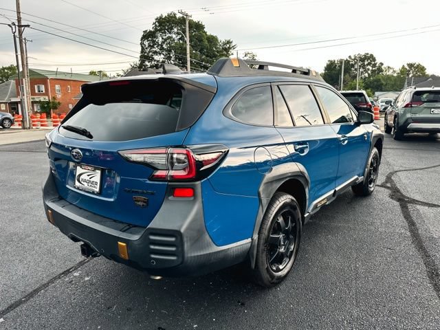 Used 2022 Subaru Outback Wilderness w/ Wilderness Package AWD/4WD image 8