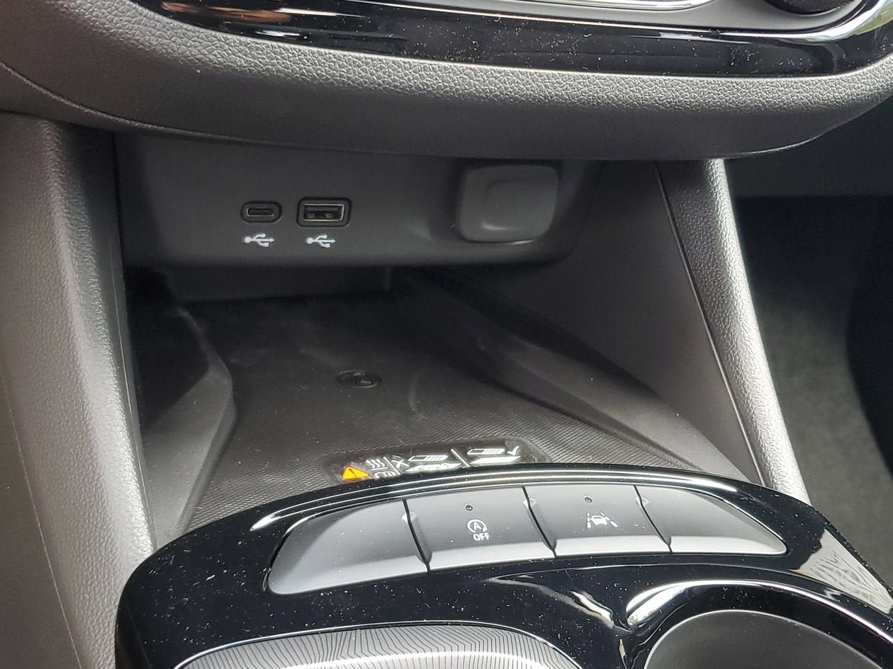 New 2026 Buick Envista Sport Touring w/ Convenience II Package FWD image 23