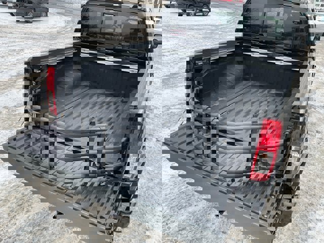 Used 2017 Nissan Frontier PRO-4X w/ Pro-4x Luxury Package image 10