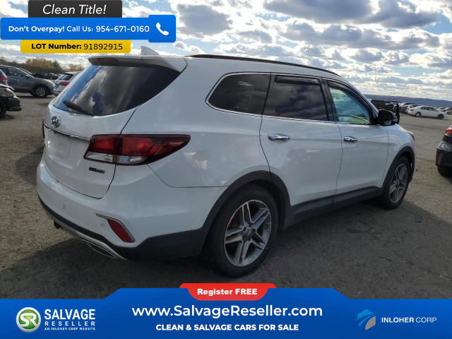 Used 2017 Hyundai Santa Fe AWD image 4