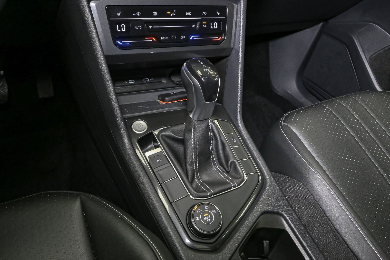 Certified 2023 Volkswagen Tiguan SE AWD/4WD image 37