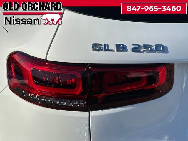 Used 2023 Mercedes-Benz GLB 250 4MATIC image 9