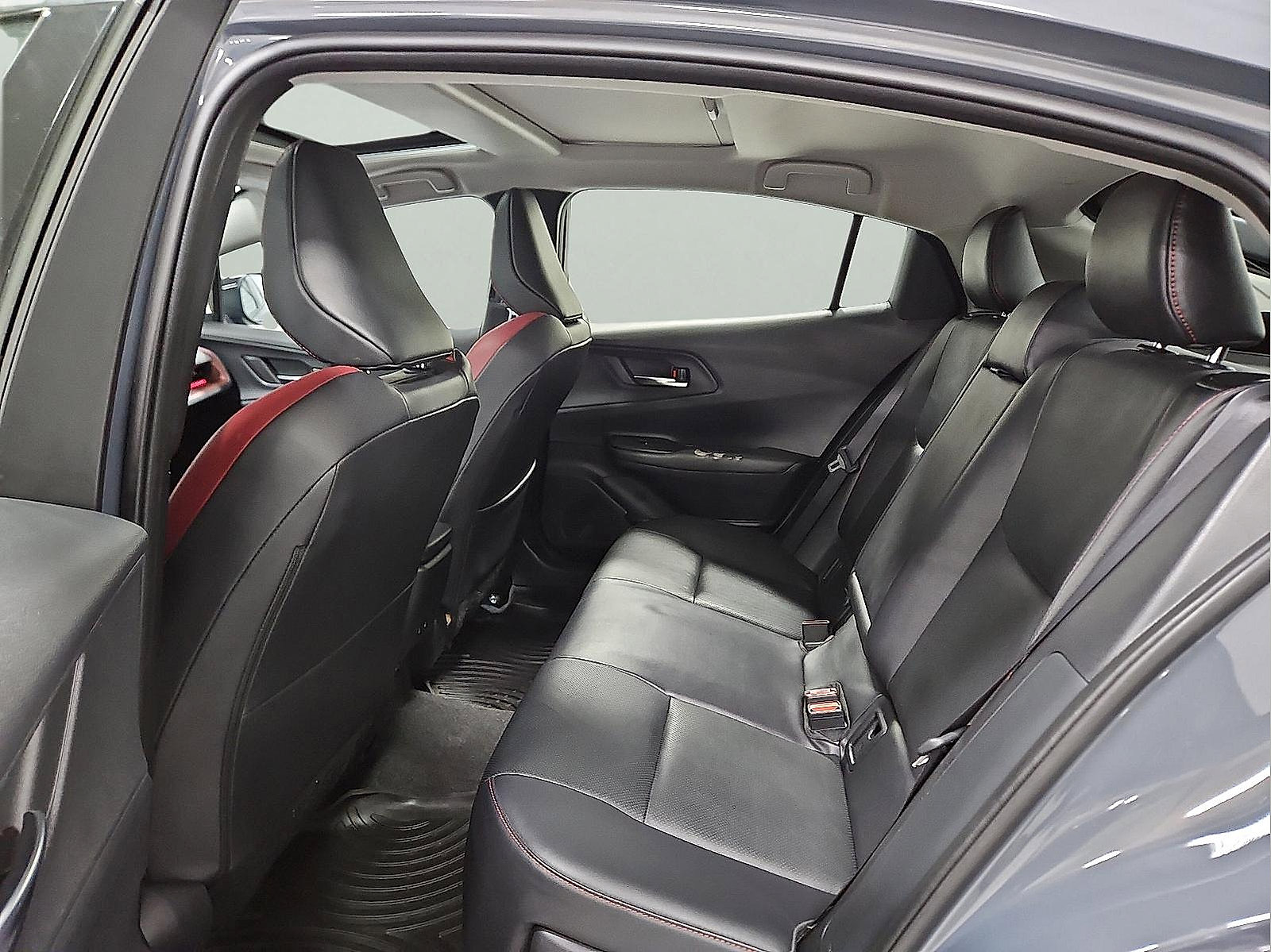 Used 2024 Toyota Prius Prime image 9