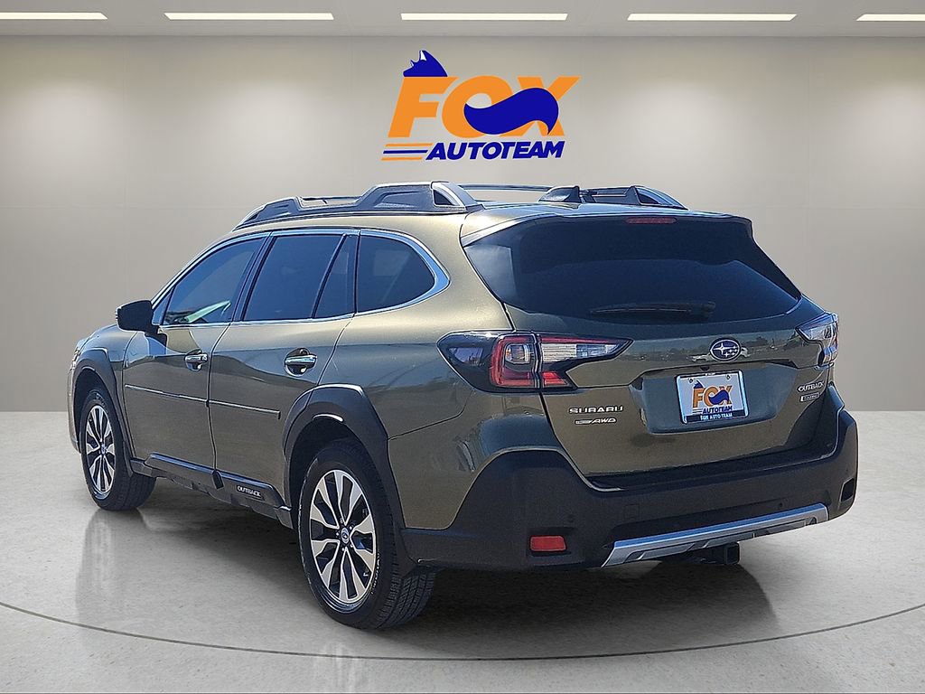 Used 2024 Subaru Outback Touring w/ Popular Package #2 AWD/4WD image 3