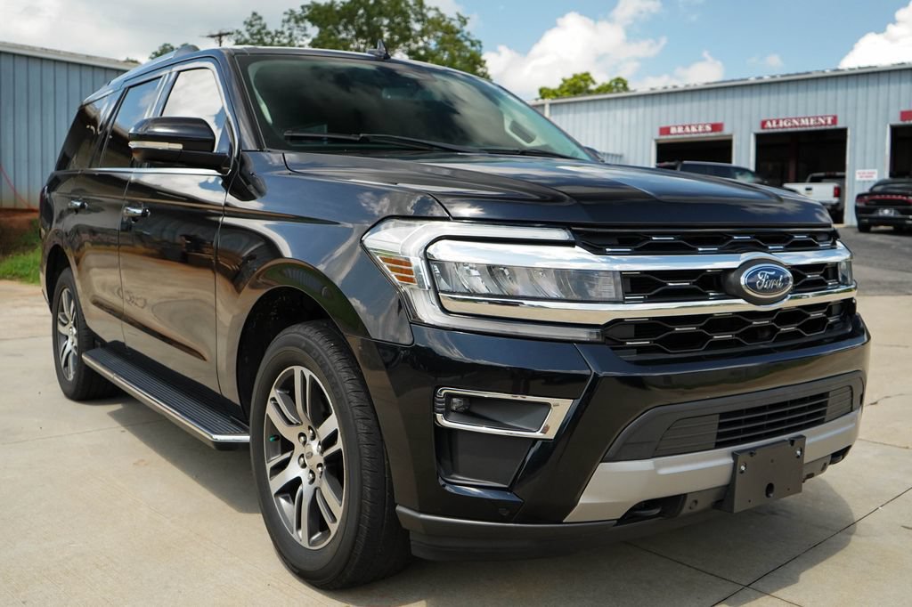 Used 2022 Ford Expedition Limited AWD/4WD image 35