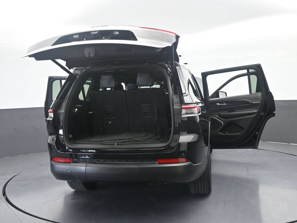 Used 2022 Jeep Grand Cherokee L Laredo RWD image 77