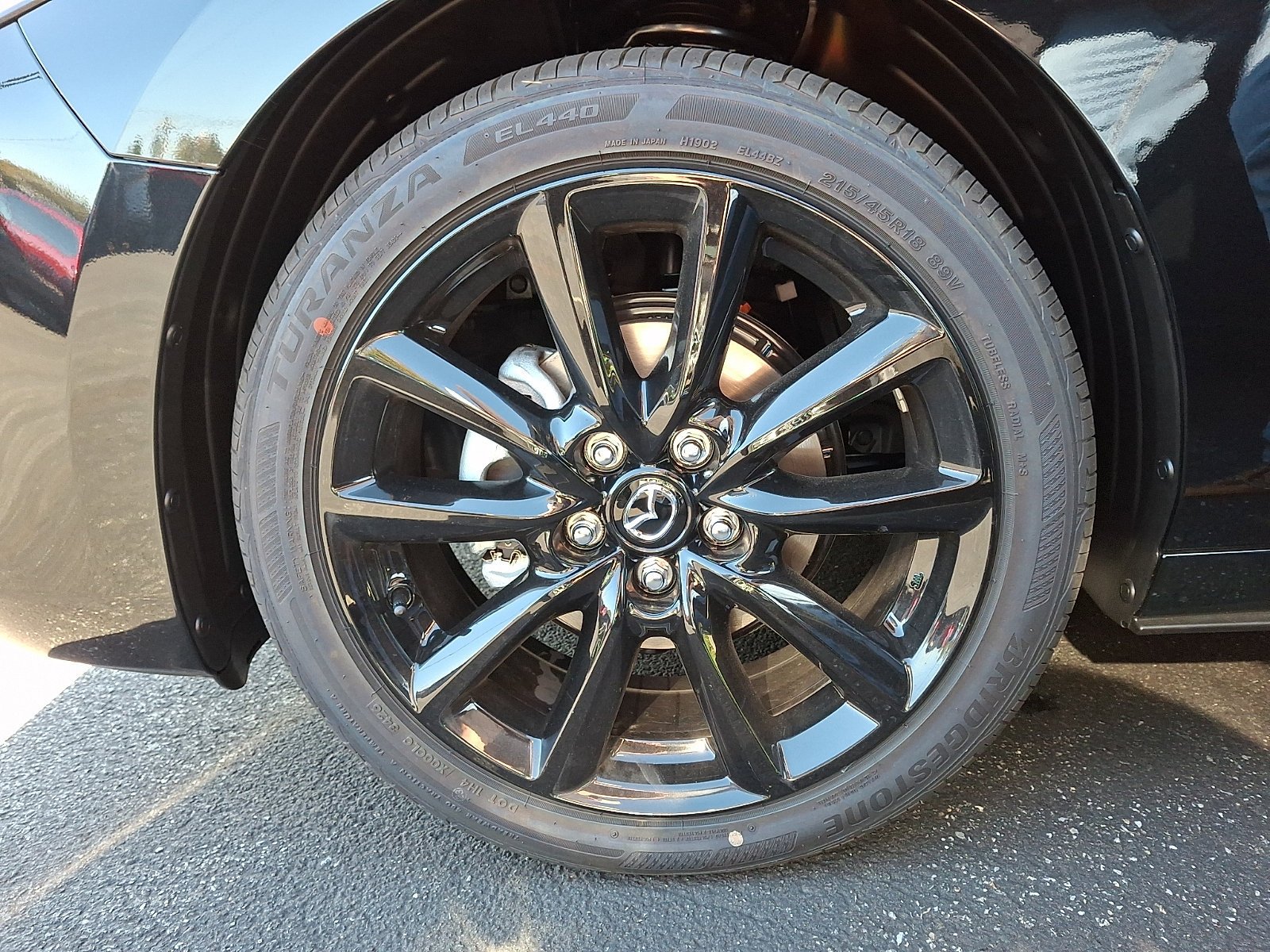 New 2026 MAZDA MAZDA3 2.5 S Hatchback w/ Premium Pkg FWD image 4