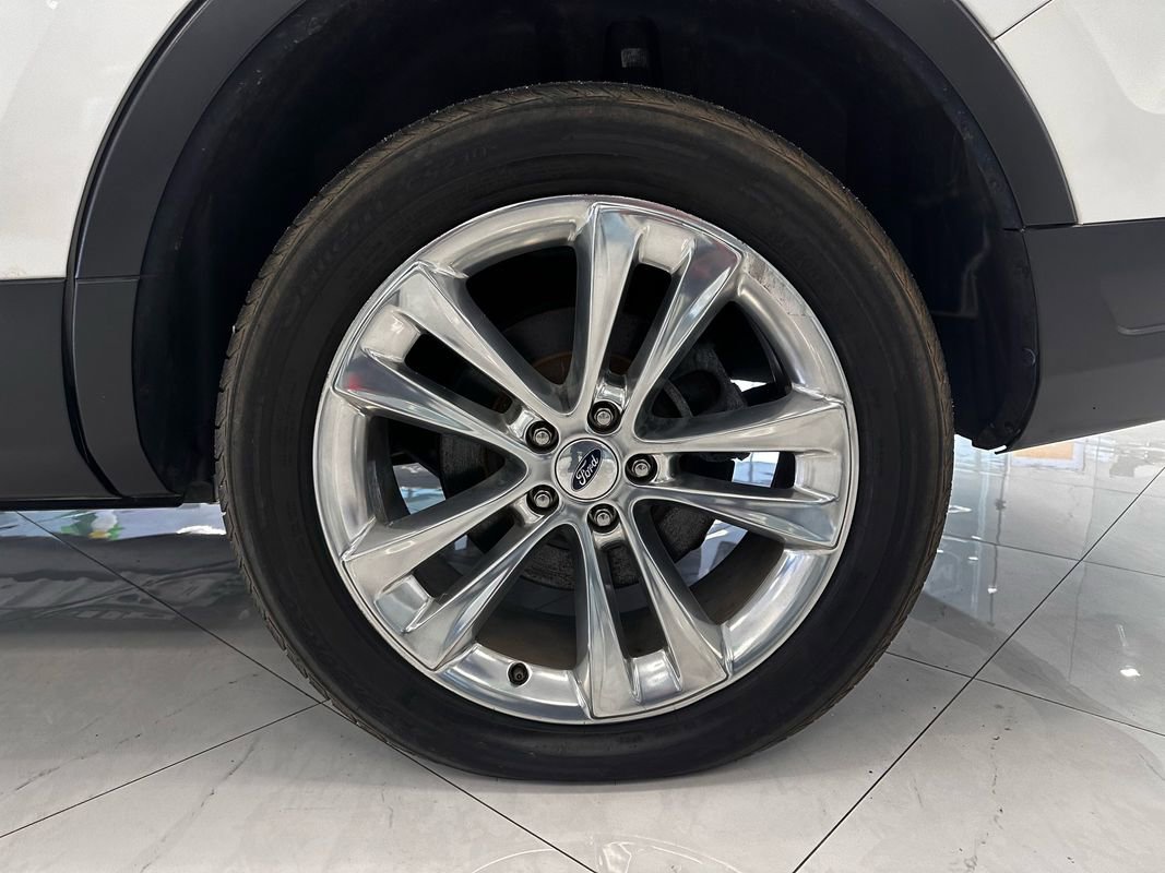 Used 2019 Ford Explorer XLT w/ Equipment Group 202A image 38