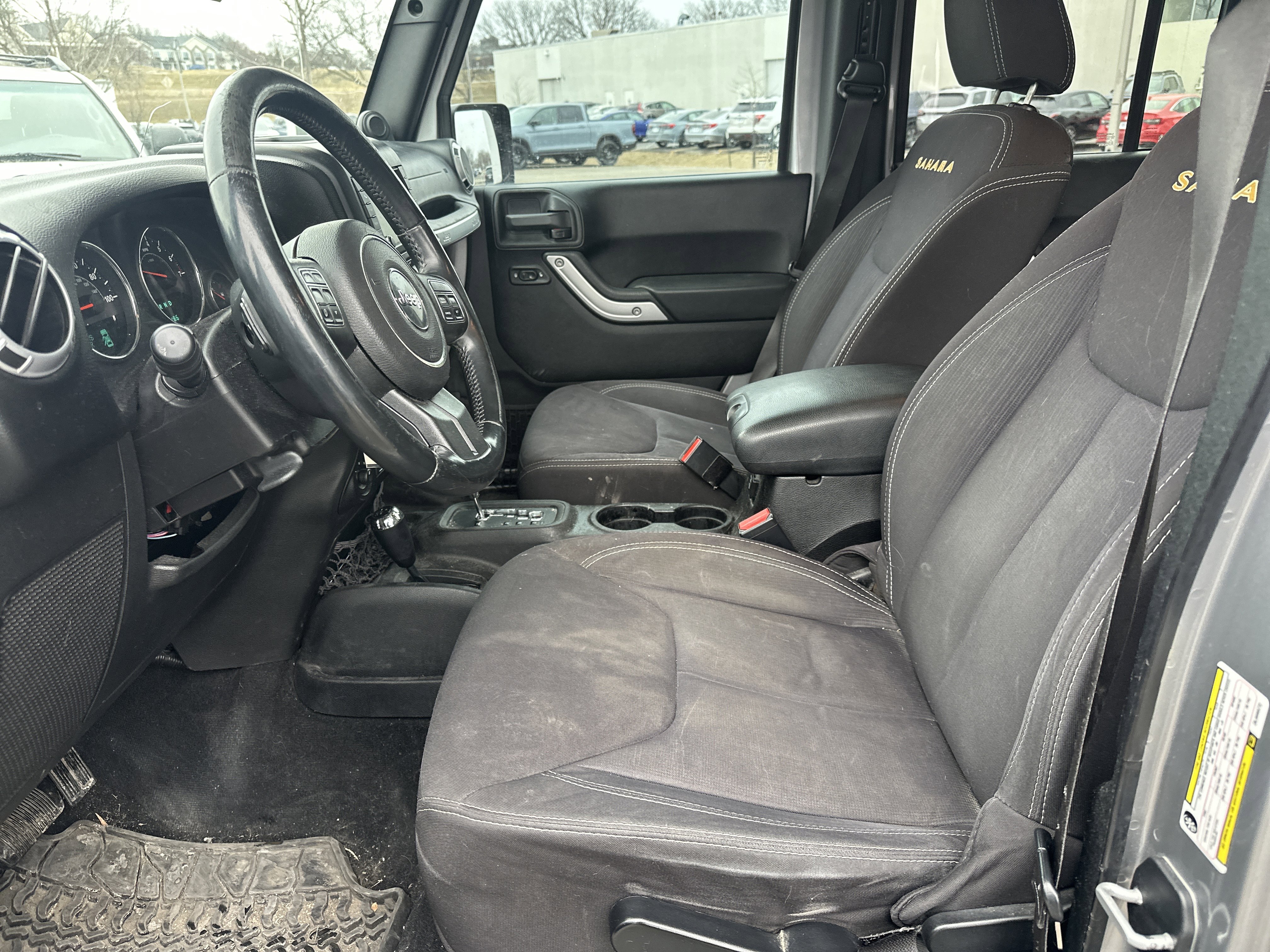 Used 2013 Jeep Wrangler Unlimited Sahara w/ Connectivity Group image 15