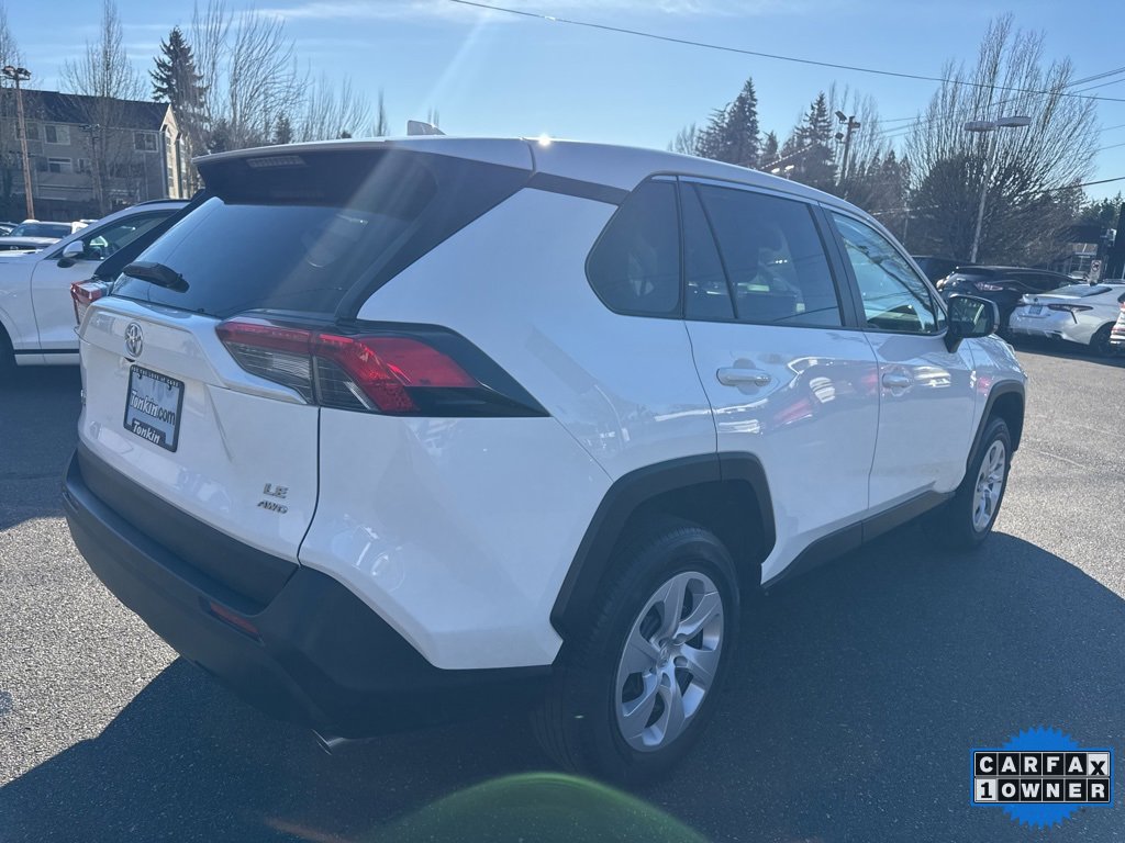 Used 2024 Toyota RAV4 LE image 10