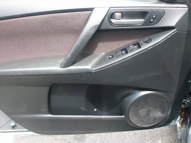Used 2012 MAZDA MAZDA3 i Touring FWD image 13