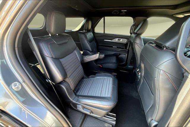 New 2025 Ford Explorer ST-Line image 24