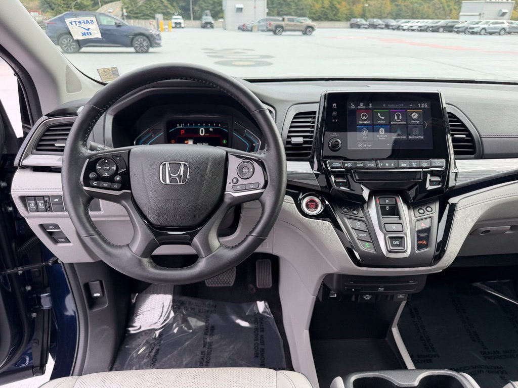 Used 2023 Honda Odyssey Elite image 14