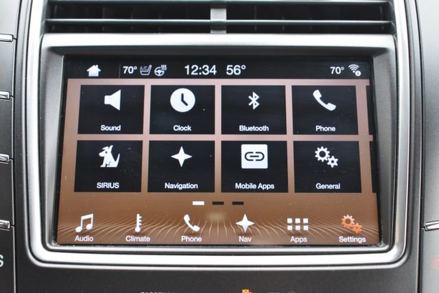Used 2018 Lincoln MKX Reserve w/ Driver Assistance Package AWD/4WD image 30