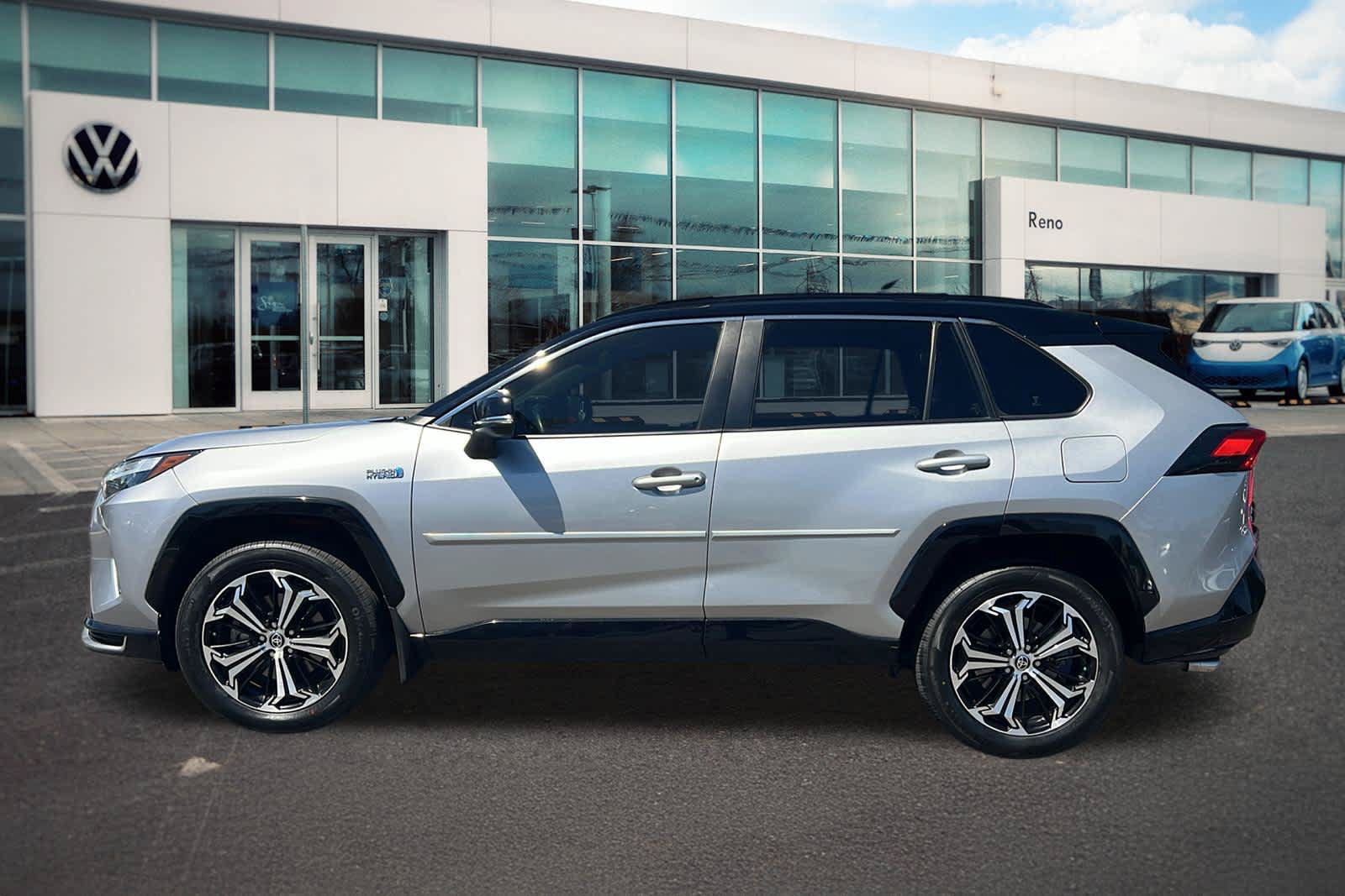 Used 2023 Toyota RAV4 XSE AWD/4WD image 8