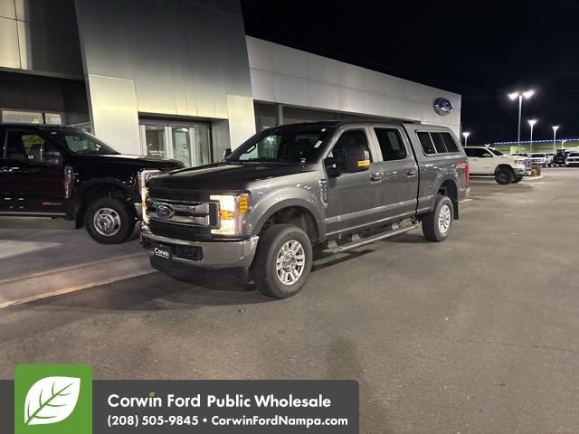 Used 2017 Ford F250 XL w/ STX Appearance Package image 4